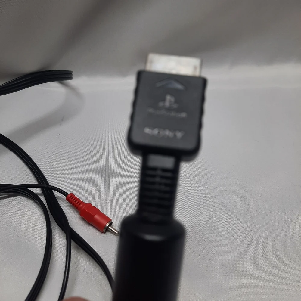 Sony Playstation OEM cable tested